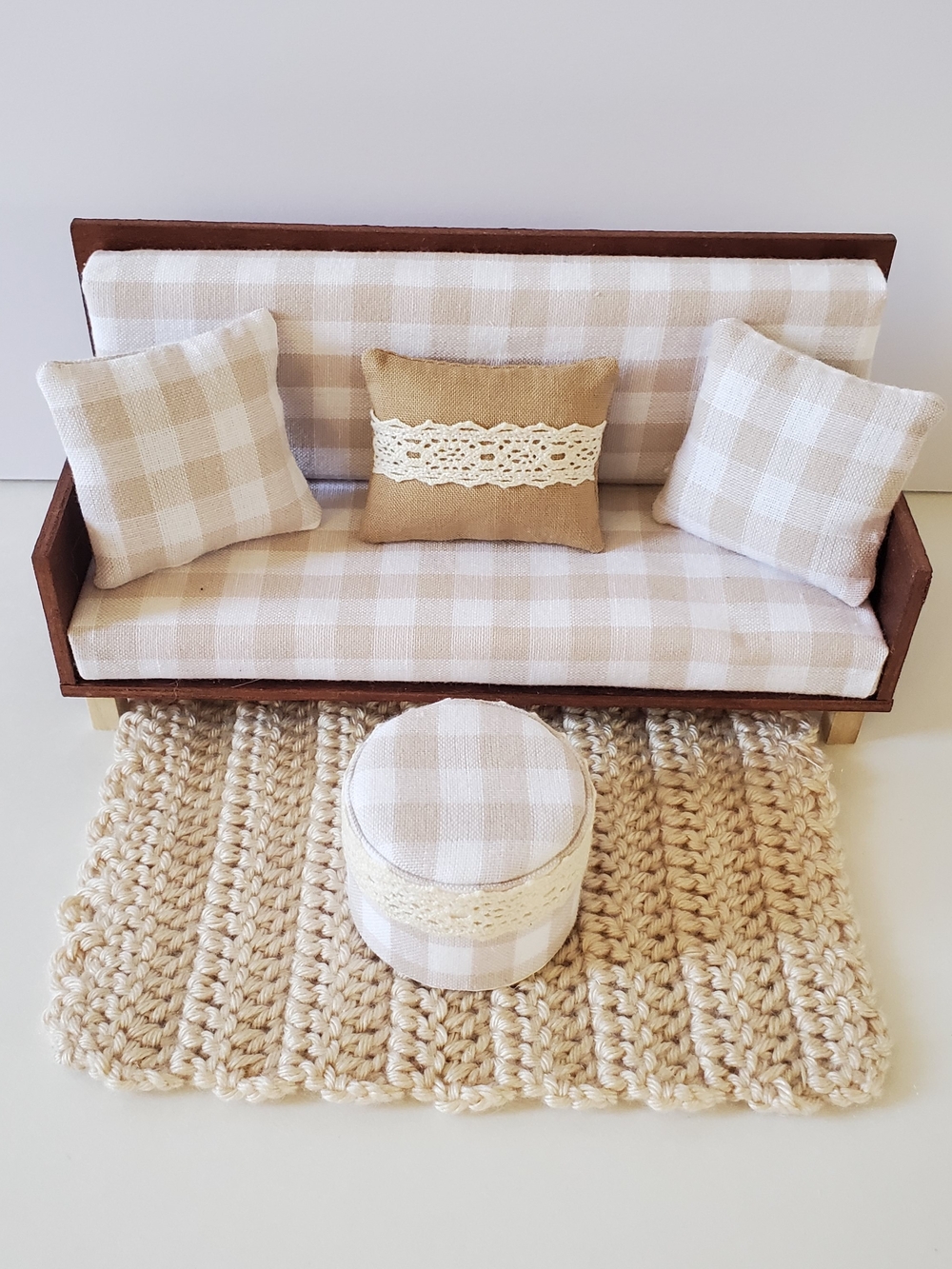 Miniature Dollhouse Handmade Cream Plaid Sofa 1:12 Scale